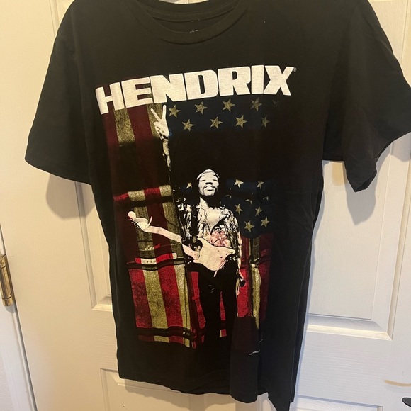 Authentic Jimmy Hendrix 2016 Mens Black Tshirt Tee Medium Peace Sign Flag Cotton - Picture 2 of 5